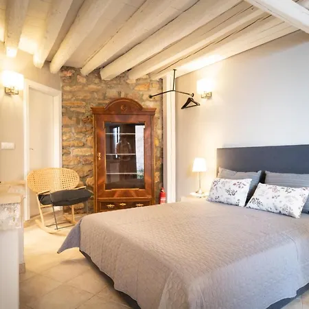 Appartement Flores *